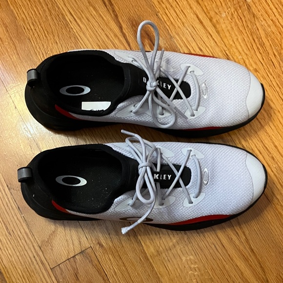 Oakley Men's White and Red Athletic Shoes - Picture 1 of 4